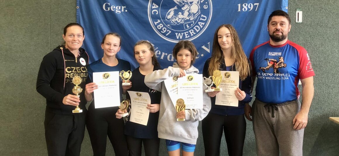 Děvčata přivezla z Německa dvanáct medailí