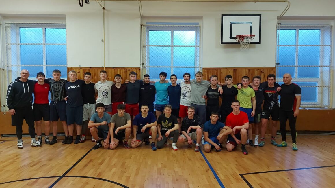 Mladí borci vyrazili na mezinárodní kemp